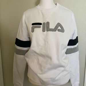 NWOT Fila Women's White Pullover Crewneck Sweater Size Small